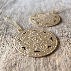 NWT Golden Boho Mandala Disc Earrings in Raw Brass - 35mm Diameter